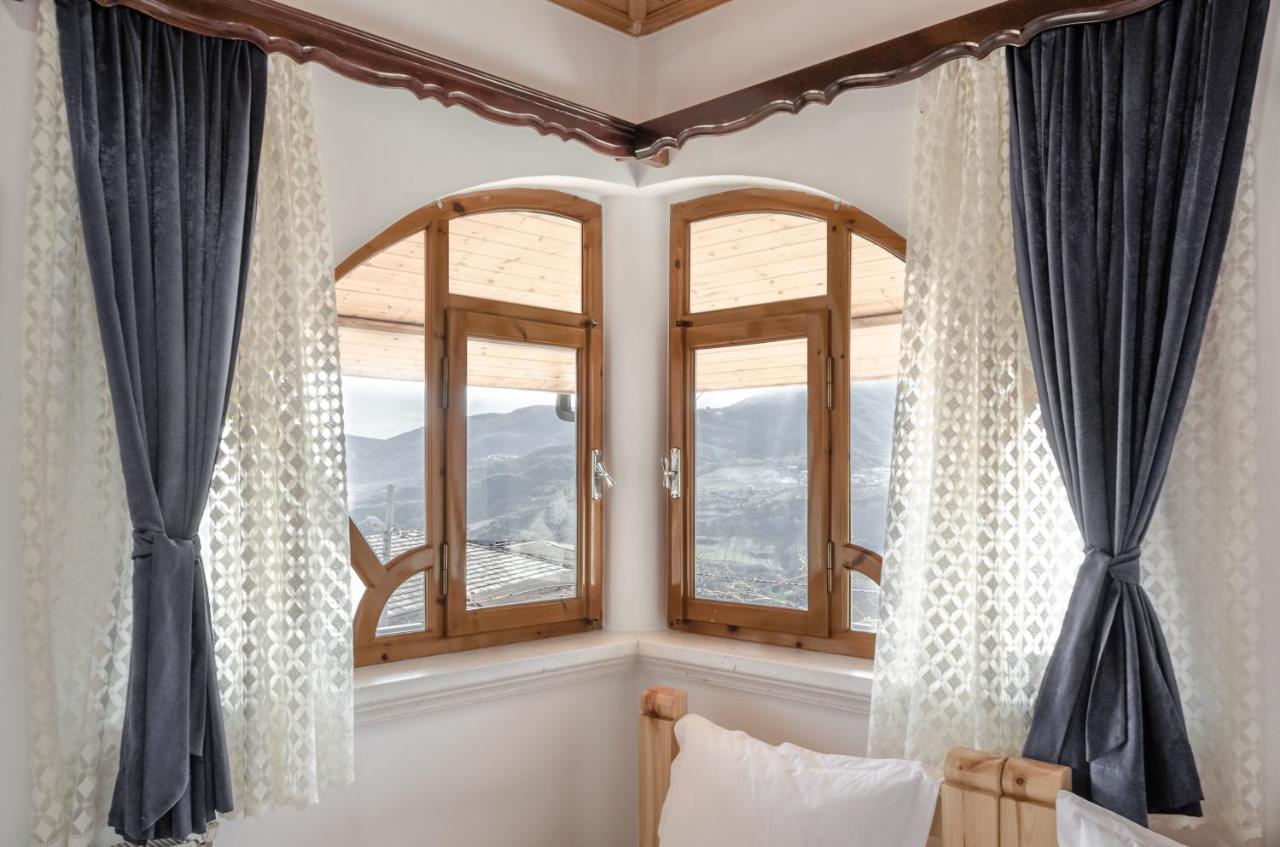 Alpeta Agrotourism & Winery - Roshnik , Berat Hotel Kültér fotó