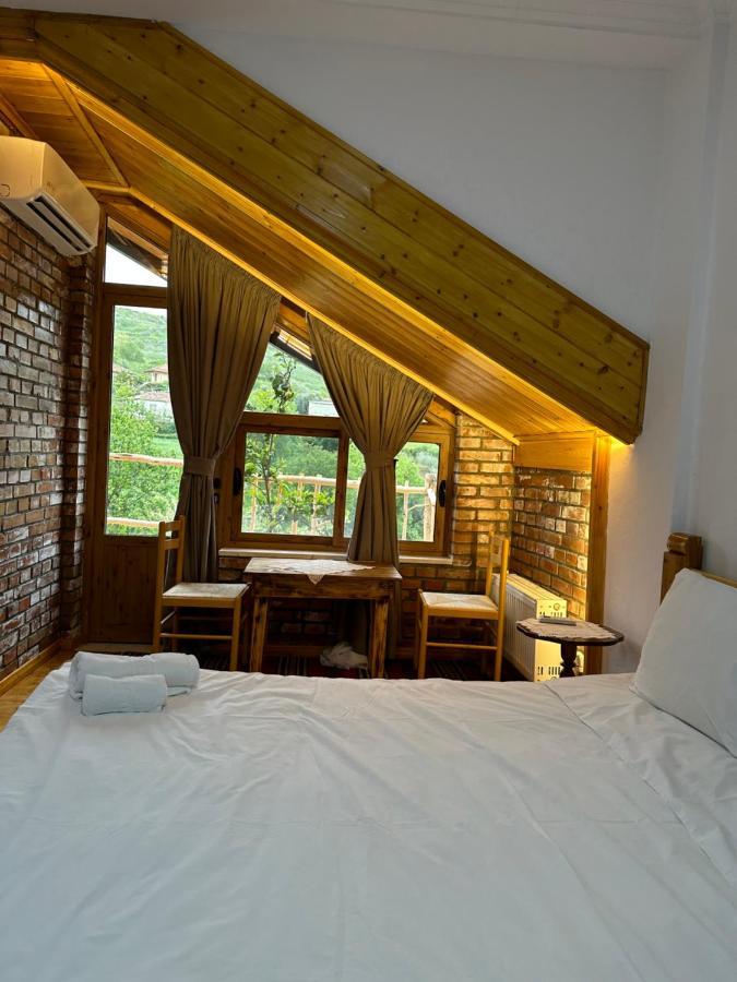 Alpeta Agrotourism & Winery - Roshnik , Berat Hotel Kültér fotó