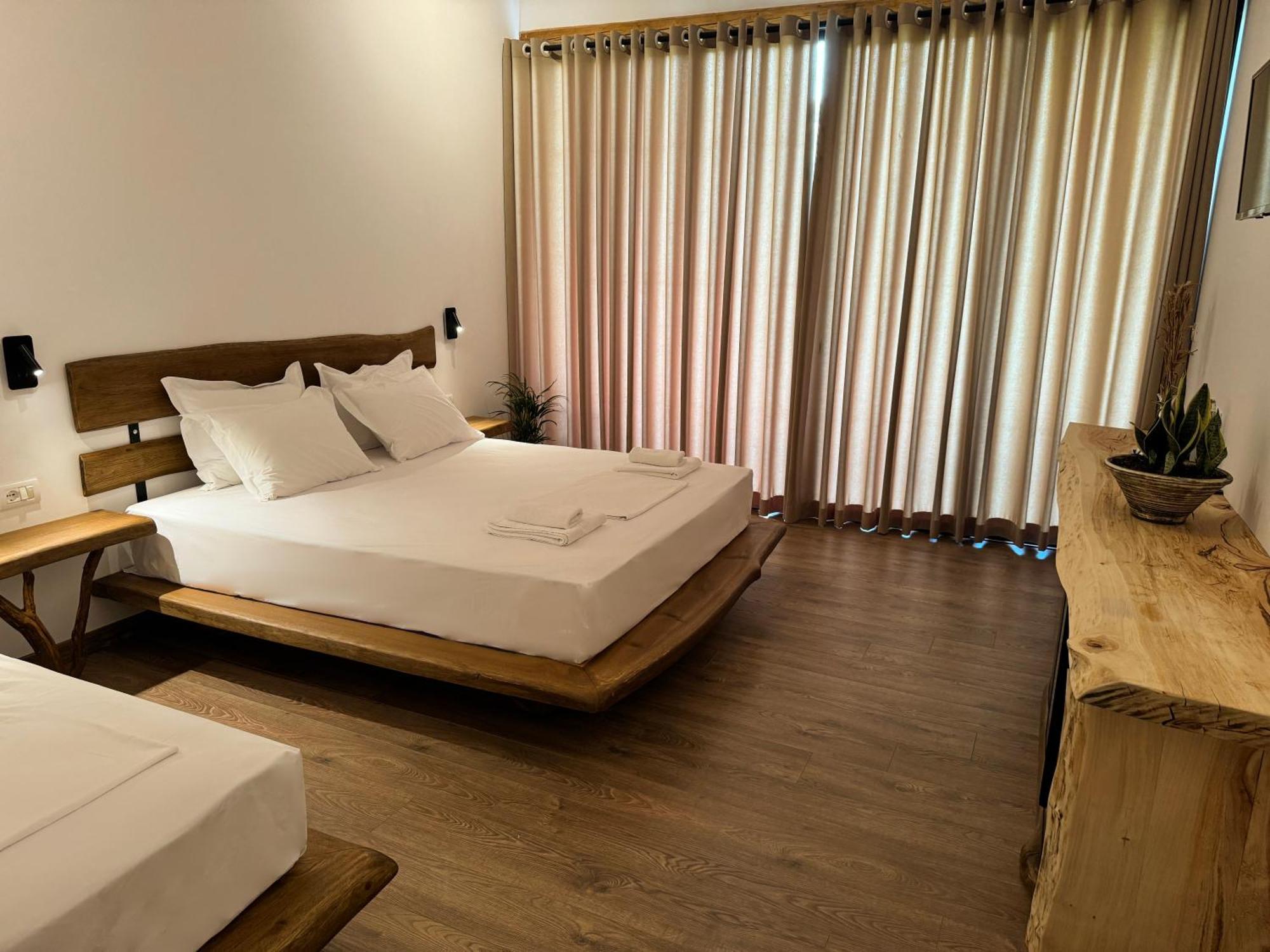 Alpeta Agrotourism & Winery - Roshnik , Berat Hotel Kültér fotó