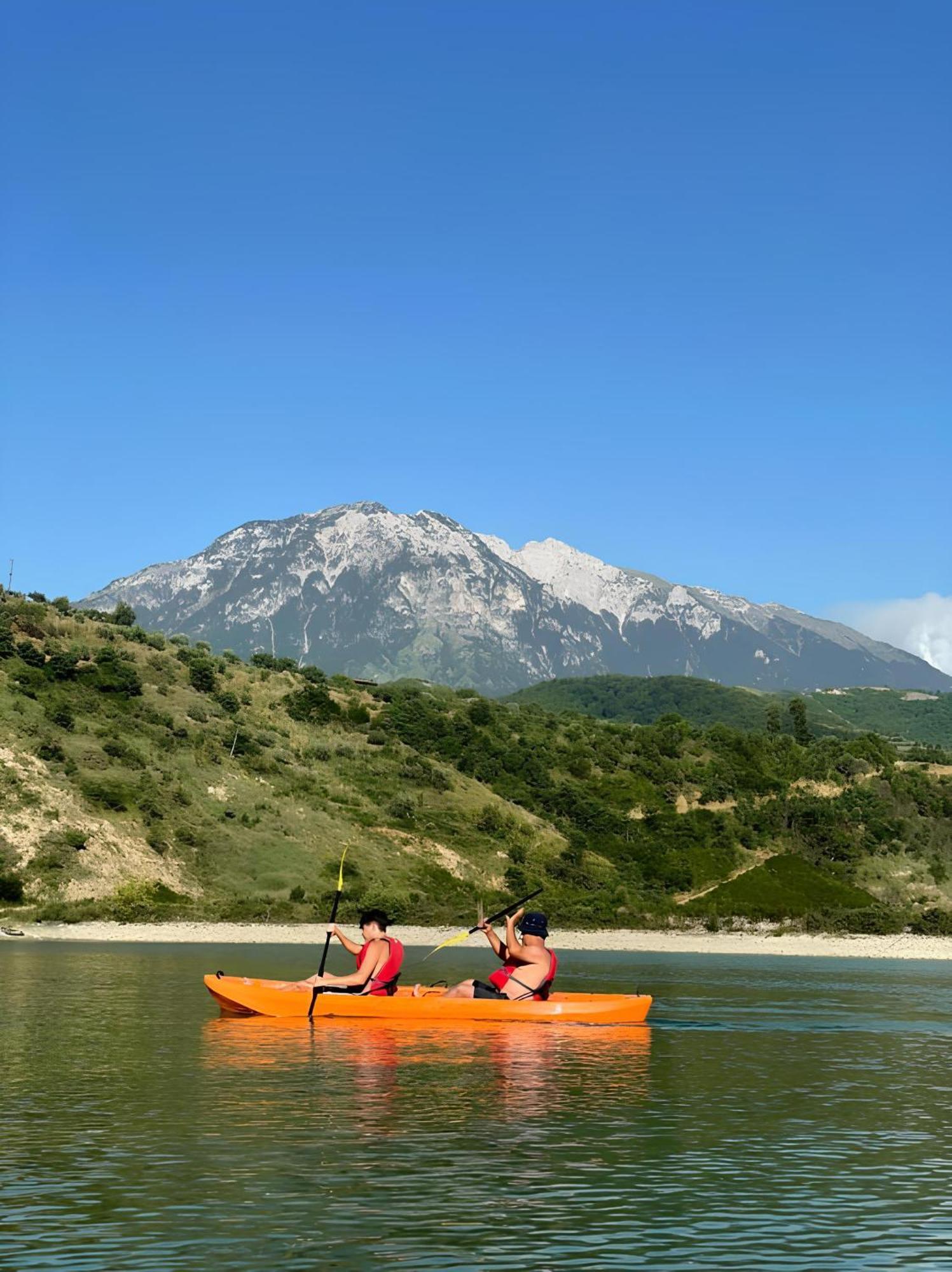 Alpeta Agrotourism & Winery - Roshnik , Berat Hotel Kültér fotó