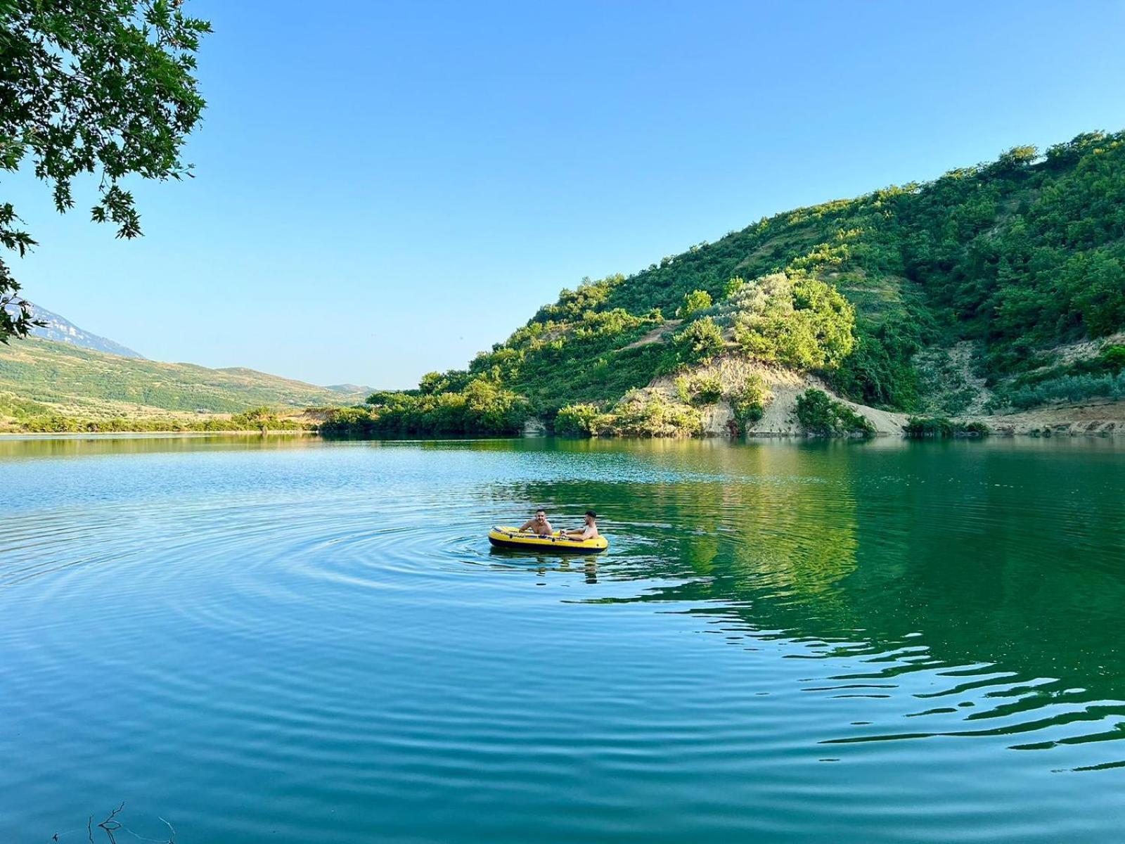 Alpeta Agrotourism & Winery - Roshnik , Berat Hotel Kültér fotó